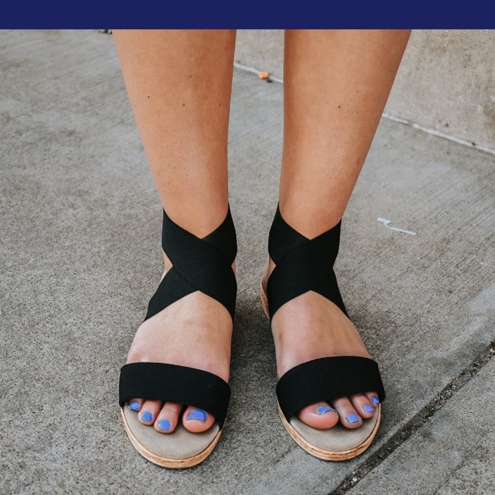 BLACK SANDALS - Charleston Shoe Co Benjamin